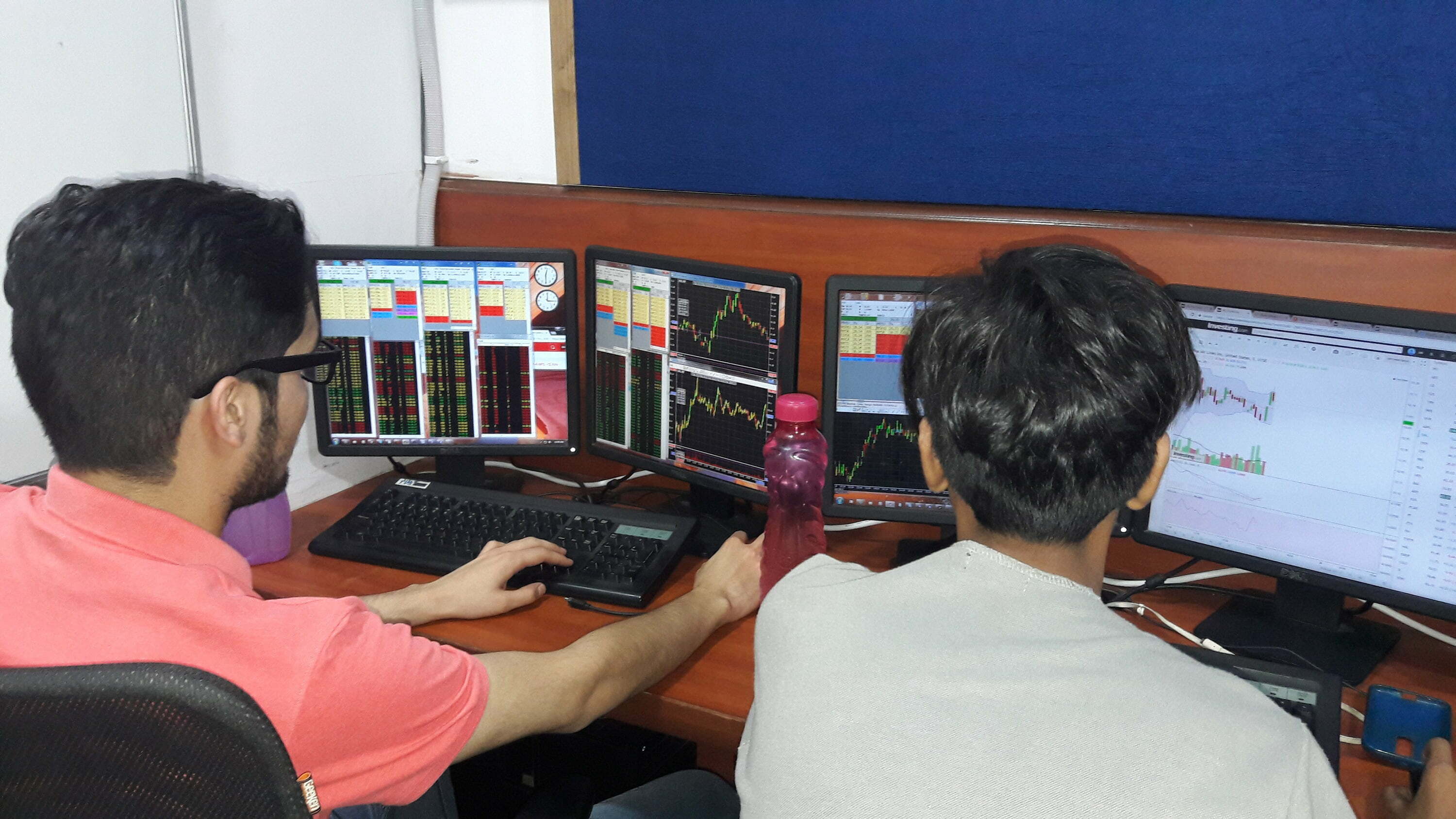 Take Five: Take it smooth, vital banks - World markets topics for the week ahead 1