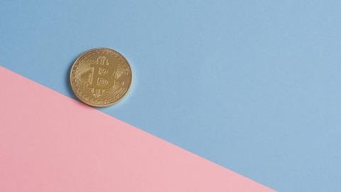 Hong Kong dollar companies on $450m intervention and dovish Fed