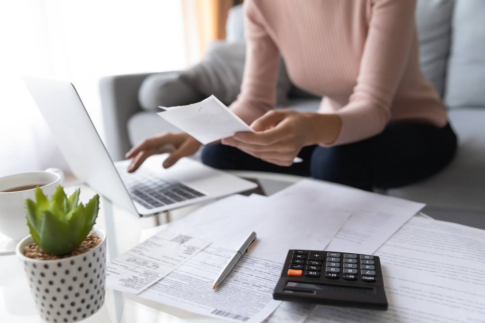 Reviewing and Updating Financial Goals: Setting Yourself Up for Success in the Second Half of 2023 1